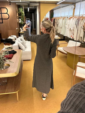 Vestido plissado tricot grafite Brigitte